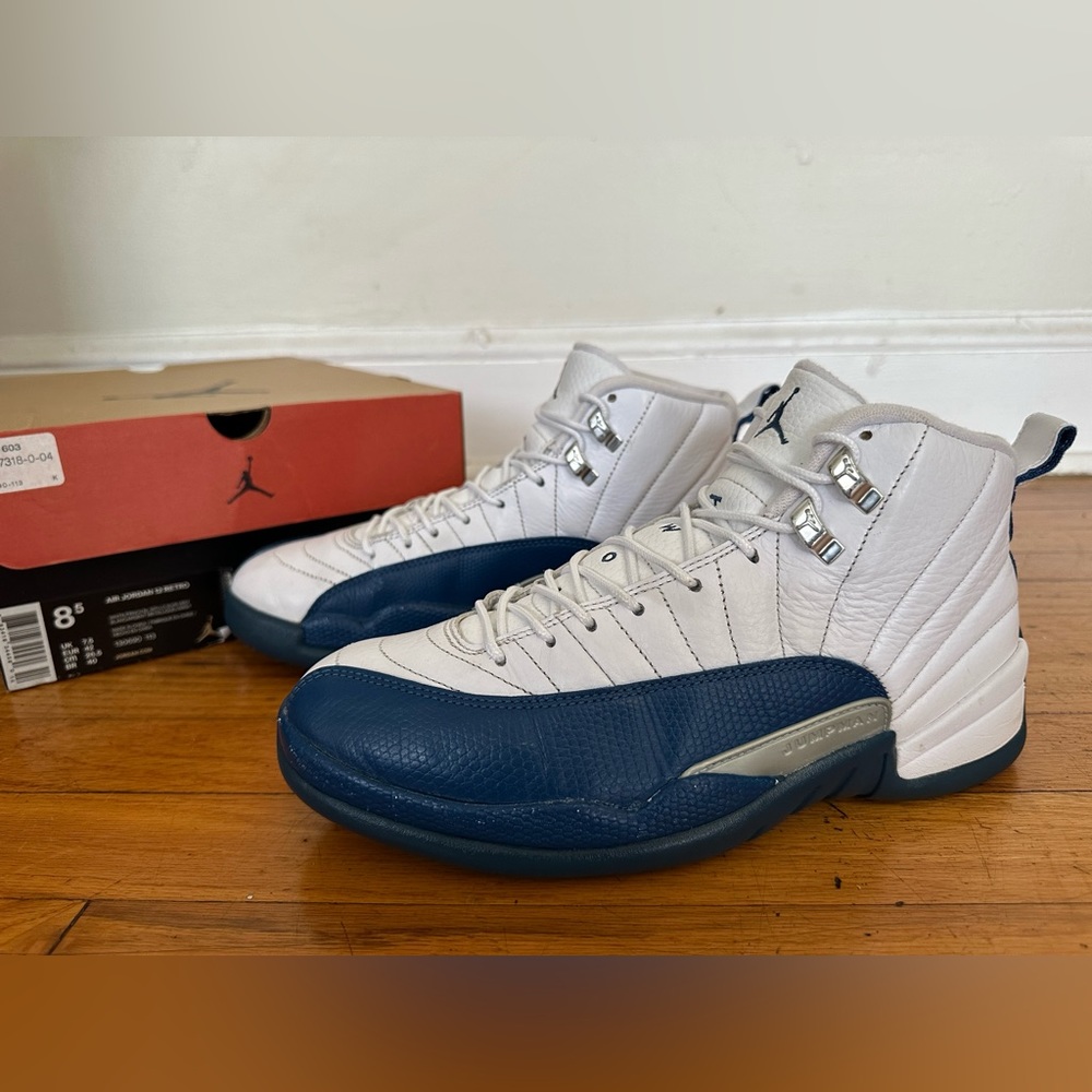 Nike air Jordan retro 12 French blue sz 8.5